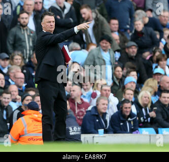 Manchester, UK. 2e Nov, 2014. Manchester United, Louis Van Gaal en action.- Barclays Premier League - Manchester City vs Manchester Utd - stade Etihad - Manchester - Angleterre - 2 novembre 2014 - Photo David Klein/Sportimage. © csm/Alamy Live News Banque D'Images