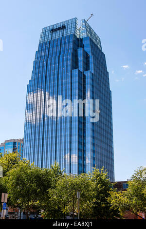 L'apogée à Symphony Place est un hôtel de luxe de 29 étages, bureaux et aux gratte-ciel de Nashville's SoBro district. Banque D'Images
