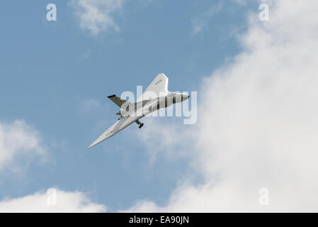 UK - Cosford, 08 juin 2014 : modèle incroyable de Vulcan aéronef vu à Cosford RAF Airshow. Banque D'Images