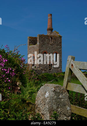 Bal des galeries de mines d'étain abandonnées, Levant, Cornwall Banque D'Images