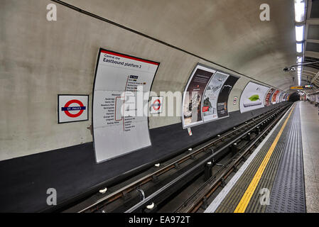 St. Paul's est une station de métro de Londres situé dans la ville de Londres Banque D'Images