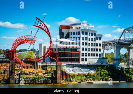 'Ghost ' Ballet sculpture en face de l'établissement de ponts, un unique : Nashville, Tennessee Lieu d'événements située sur la rivière Cumberland Banque D'Images