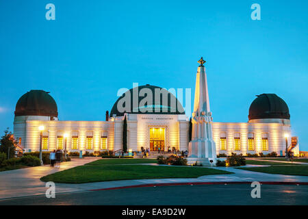 L'observatoire Griffith à Los Angeles dans la nuit Banque D'Images