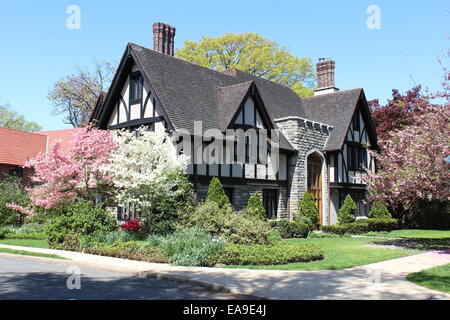 Néo-Tudor House, jardins de Forest Hills, Queens, New York Banque D'Images