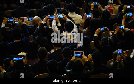 Beijing, Chine. 10 Nov, 2014. Vous pourrez prendre des photos du président américain Barack Obama la prestation d'un discours lors de la 2014 de Coopération économique Asie-Pacifique (APEC) CEO Summit à Beijing, capitale de Chine, le 10 novembre 2014. Credit : Wang Jianhua/Xinhua/Alamy Live News Banque D'Images