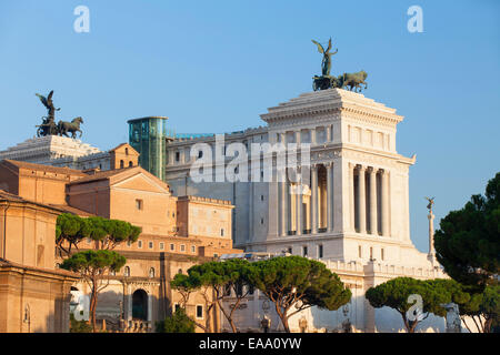 National Monument à Victor Emmanuel II, Rome, Latium, Italie Banque D'Images