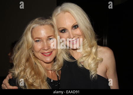 Hollywood, Californie, USA. 10 Nov, 2014. J15714CHW.Donna Spangler Anniversaire.La maison Salon, Studio City, CA.11/09/2014.COURTNEY BAILEY ET DONNA SPANGLER.©Clinton H. Wallace/Photomundo/ Photos inc © Clinton Wallace/Globe Photos/ZUMA/Alamy Fil Live News Banque D'Images