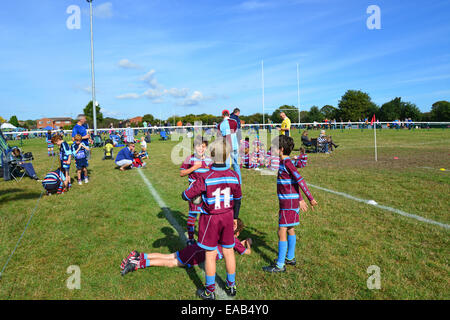 Festival de rugby Junior, Chobham Rugby Club, Windsor Road, Chobham, Surrey, Angleterre, Royaume-Uni Banque D'Images