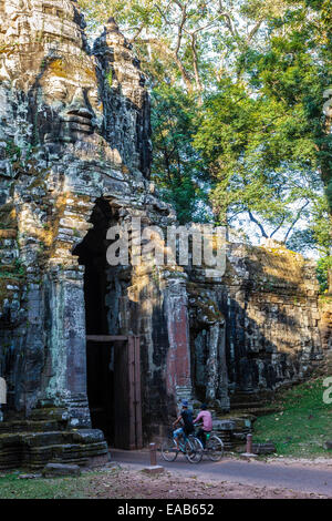Le Cambodge. North Gate, Angkor Thom. Banque D'Images