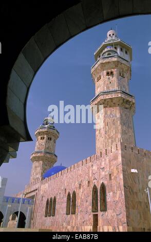 Grande mosquée (Grande mosquée), Touba, au Sénégal, l'Afrique Banque D'Images