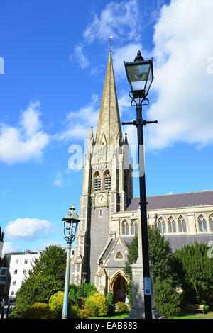 L'église St Martin, Church Street, Dorking, Surrey, Angleterre, Royaume-Uni Banque D'Images