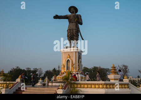 La Statue de Chao Anouvong Vientiane, capitale du Laos, Asie du Sud Est, Asie, Banque D'Images