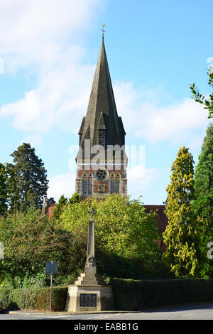 Holy Trinity Church, Church Road, Sunningdale Village, Surrey, Angleterre, Royaume-Uni Banque D'Images