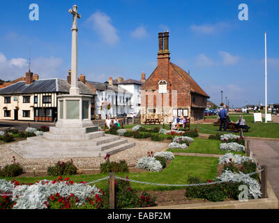 Mémorial de guerre et sans objet Hall à Suffolk Aldeburgh en Angleterre Banque D'Images