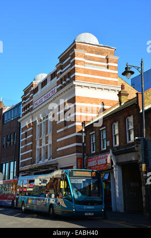 Watford Palace Theatre, Clarendon Road, Watford, Hertfordshire, Angleterre, Royaume-Uni Banque D'Images