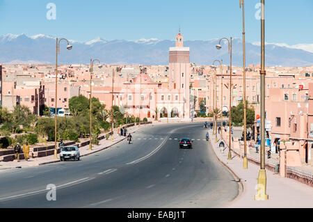 Ville du désert Ouarzazate au Maroc, l'Afrique Banque D'Images