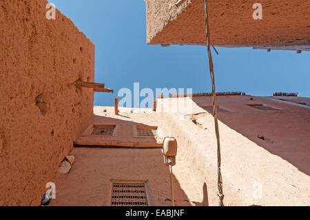 Les bâtiments de l'argile dans une ville marocaine, de l'Afrique Banque D'Images