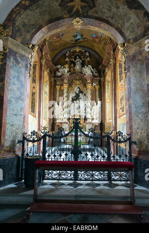 GDANSK, Pologne - 22 octobre 2014 : l'intérieur de la cathédrale ancienne, l'église Sainte Marie à Gdansk, Pologne. Banque D'Images