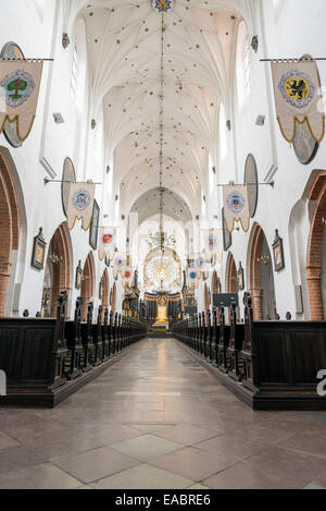 GDANSK, Pologne - 22 octobre 2014 : l'intérieur de la cathédrale ancienne, l'église Sainte Marie à Gdansk, Pologne. Banque D'Images