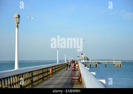 Yarmouth Pier, Yarmouth, à l'île de Wight, Angleterre, Royaume-Uni Banque D'Images