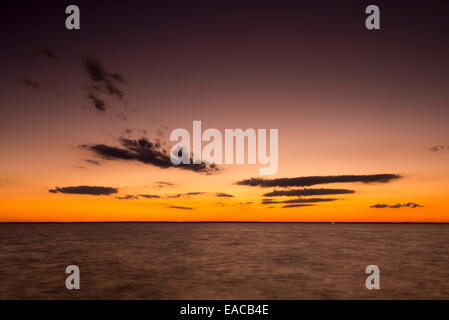 Un coucher de soleil Ciel de Tilghman Island, Talbot County Maryland USA Banque D'Images