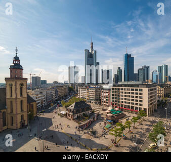 Hauptwache, ou protection principale, avec l'horizon, centre-ville, Frankfurt am Main, Hesse, Allemagne Banque D'Images