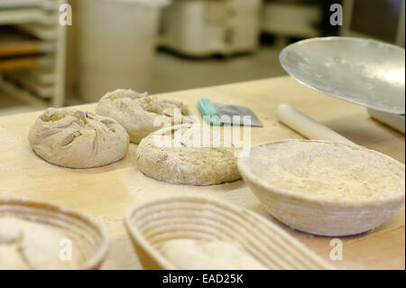 La fabrication du pain au levain, la pâte à pain, Banque D'Images