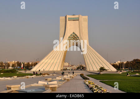 L'Iran, Téhéran, la Tour Azadi ou King Memorial Tower Banque D'Images