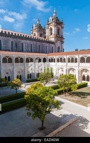 Cour du monastère catholique de Alcobaça, Portugal Banque D'Images