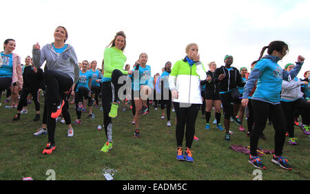 'La Nuit nous appartient' féministe 10K sponsorisé par Nike + et tenue à Victoria Park, London Où : London, Royaume-Uni Quand : 10 mai 2014 Banque D'Images