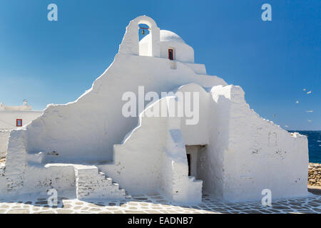 L'église de Notre Dame de Panagia Paraportiani ou dans le village de Chora sur l'île de Mykonos, Grèce, Europe. Banque D'Images