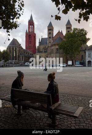 La Basilique de Saint Servais et de la cathédrale Saint-Jean à la place Vrijthof à Maastricht, aux Pays-Bas Banque D'Images