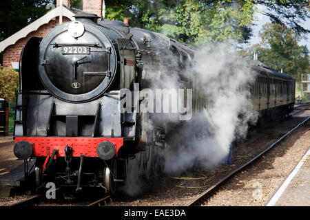 Train à vapeur Holt station de la gare North Norfolk Banque D'Images