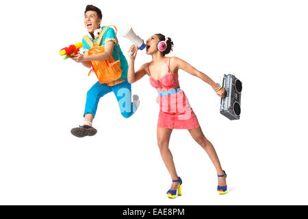 Jeune couple chinois isolated on white Banque D'Images