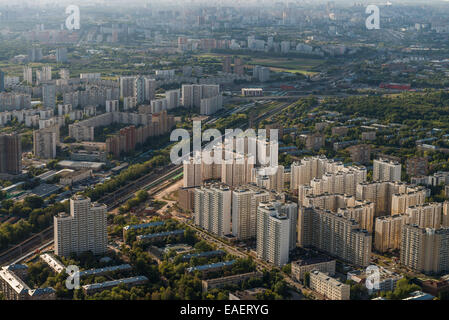 La tour d'Ostankino est une tour de télévision et de radio à Moscou Banque D'Images