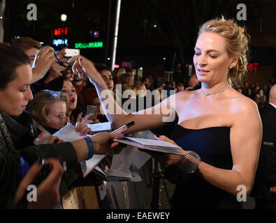 Berlin, Allemagne. 13Th Nov, 2014. L'actrice Uma Thurman nous arrive sur le tapis rouge au Stage Theatre avant la Bambi Prix à la Potsdamer Platz à Berlin, Allemagne, 13 novembre 2014. La soirée de gala pour le 66ème Bambi Prix organisé par Hubert Burda Media aura lieu le 13 novembre 2014. Photo : JENS KALAENE/dpa/Alamy Live News Banque D'Images