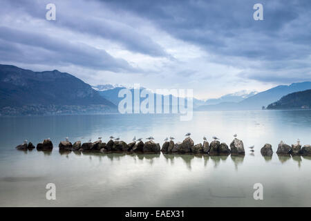 Lac d'Annecy, Rhône-Alpes, France Banque D'Images