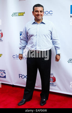 Photos de fichier : Dans ce 30 mai 2013, Buddy Valastro photo fichier assiste à la 5e édition du Tournoi de Billard Tuck célébrités à l'Ardoise NYC. Le Département de la Police de New York dit 'Cake Boss' Buddy Valastro a été arrêté, Jeudi, Novembre 13, 2014 sur une accusation de conduite en état d'ébriété après avoir été arraisonné pour conduire de façon irrégulière à Manhattan. Credit : Debby Wong/Alamy Live News Banque D'Images