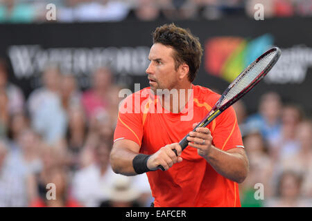 Sydney, Australie. 17 Jan, 2015. Patrick Rafter (AUS) en action contre John McEnroe (USA) au cours de la RAPIDE4 match de tennis à la Qantas Credit Union Arena. Credit : Action Plus Sport/Alamy Live News Banque D'Images