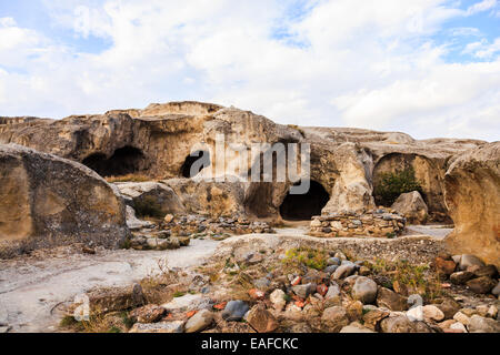 Uplistsikhe cave complexe est une ancienne cité troglodytique près de Gori en Géorgie Banque D'Images