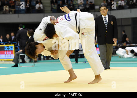 Scène de Port de Chiba, Chiba, Japon. Nov 8, 2014. Chizuru Arai, le 8 novembre 2014 - Judo : Coupe Kodokan 2014 -70kg femmes au Port de Chiba, Chiba, Japon. © AFLO SPORT/Alamy Live News Banque D'Images