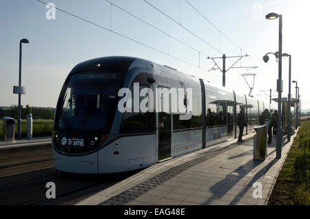 Un tramway d'Édimbourg à l'Ingliston Park and Ride sur la journée les trams sont mis à courir, Édimbourg, Écosse. Banque D'Images