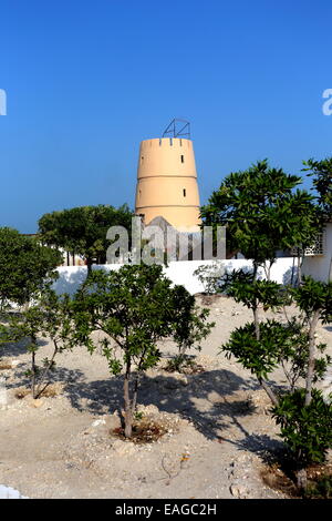 Vue de la tourelle au Al Dar beach resort sur une journée ensoleillée, Royaume de Bahreïn Banque D'Images