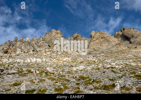 Randonnée près de sommets de montagnes de l'Olympe ridge en Grèce Banque D'Images