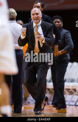 14 novembre 2014:l'entraîneur adjoint, doyen de la Tennessee Lockwood Lady Vols au cours de la jeu de basket-ball de NCAA entre l'Université du Tennessee Lady bénévoles et de l'Université de Pennsylvanie les Quakers à Thompson Boling Arena de Knoxville TN Banque D'Images