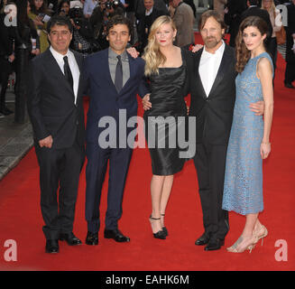 Première de "Les Deux visages de janvier' au Curzon Mayfair comprend : Hossein Amini,Oscar Issac,Kirsten Dunst,Viggo Mortensen,Daisy Bevan Où : London, Royaume-Uni Quand : 13 mai 2014 Banque D'Images