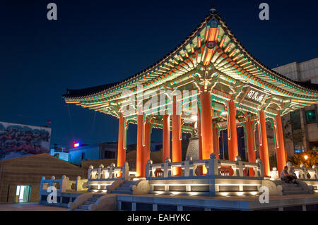 Pavillon à Hwaseong Forteresse à Suwon, Corée du Sud. Banque D'Images