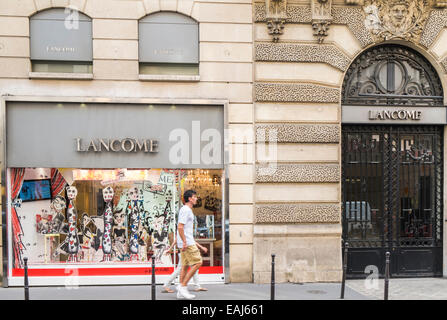 Lancome store, rue du Faubourg Saint Honoré, PARIS, ile de france, france Banque D'Images