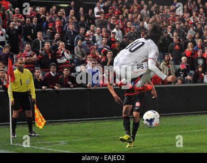 L'ouest de Sydney Wanderers beat Sanfrecce Hiroshima 2-0 de surmonter un déficit de 1-3 après la première étape de la partie d'élimination. Avec : Jerome Polenz Où : Sydney, Australie Quand : 14 mai 2014 Banque D'Images