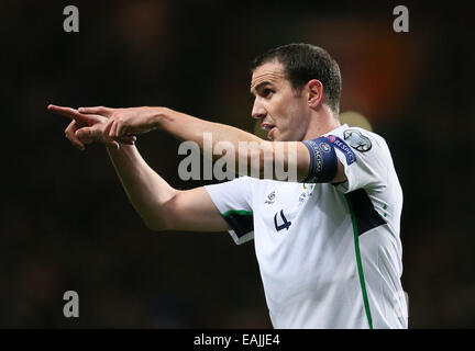 Glasgow, Royaume-Uni. 14Th Nov, 2014. John O'Shea de l'Irlande - l'UEFA Euro 2016 Qualifications - l'Ecosse contre la République d'Irlande - Celtic Park - Glasgow - Ecosse - 14 novembre 2014 - Photo Simon Bellis/Sportimage © csm/Alamy Live News Banque D'Images